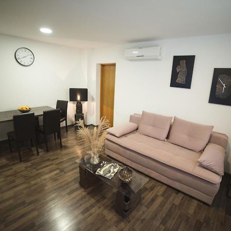 Apartments Dijana Zagreb Eksteriør bilde